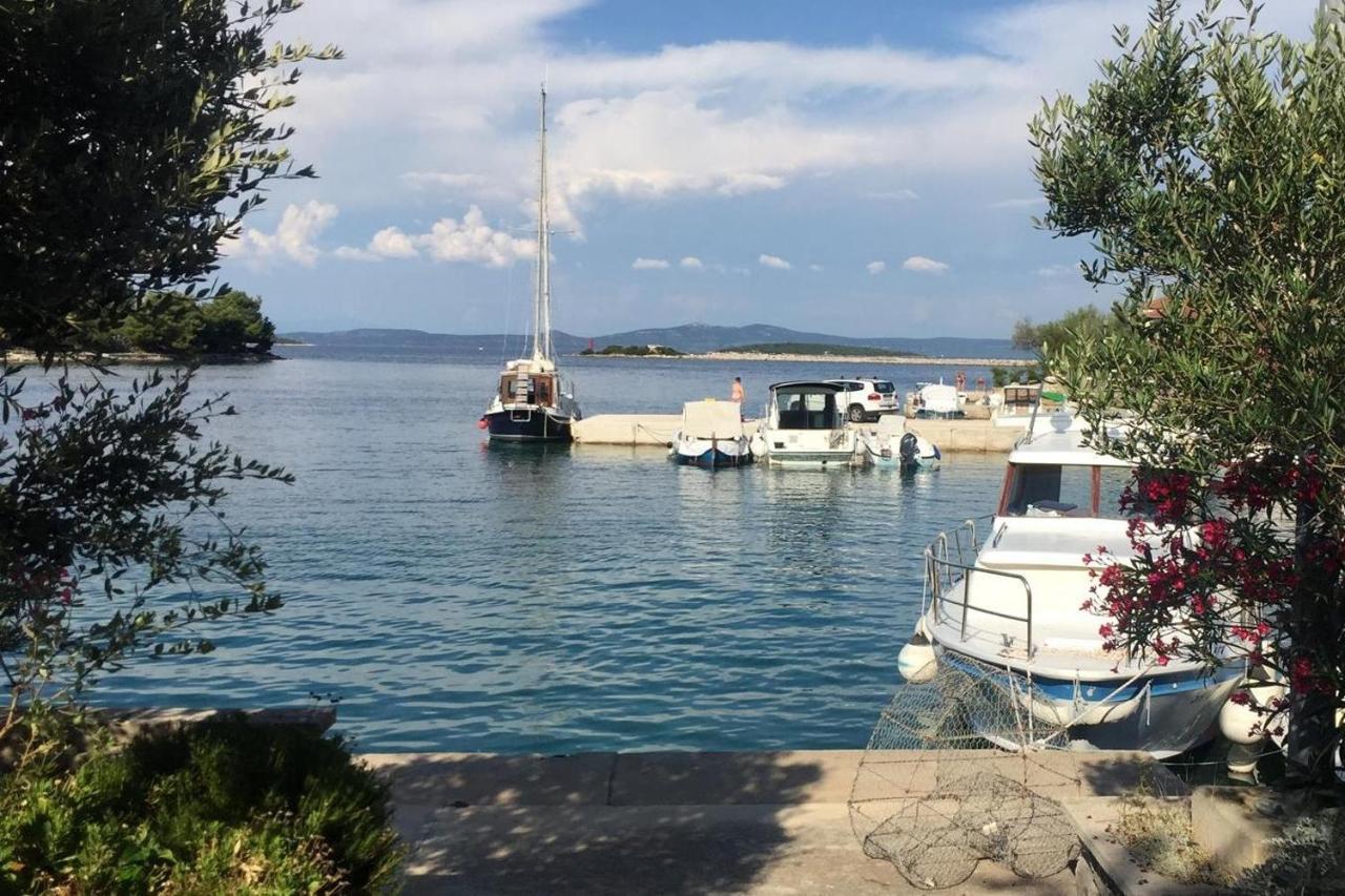 Apartments By The Sea Zaglav, Dugi Otok - 17788 Sali Exterior photo