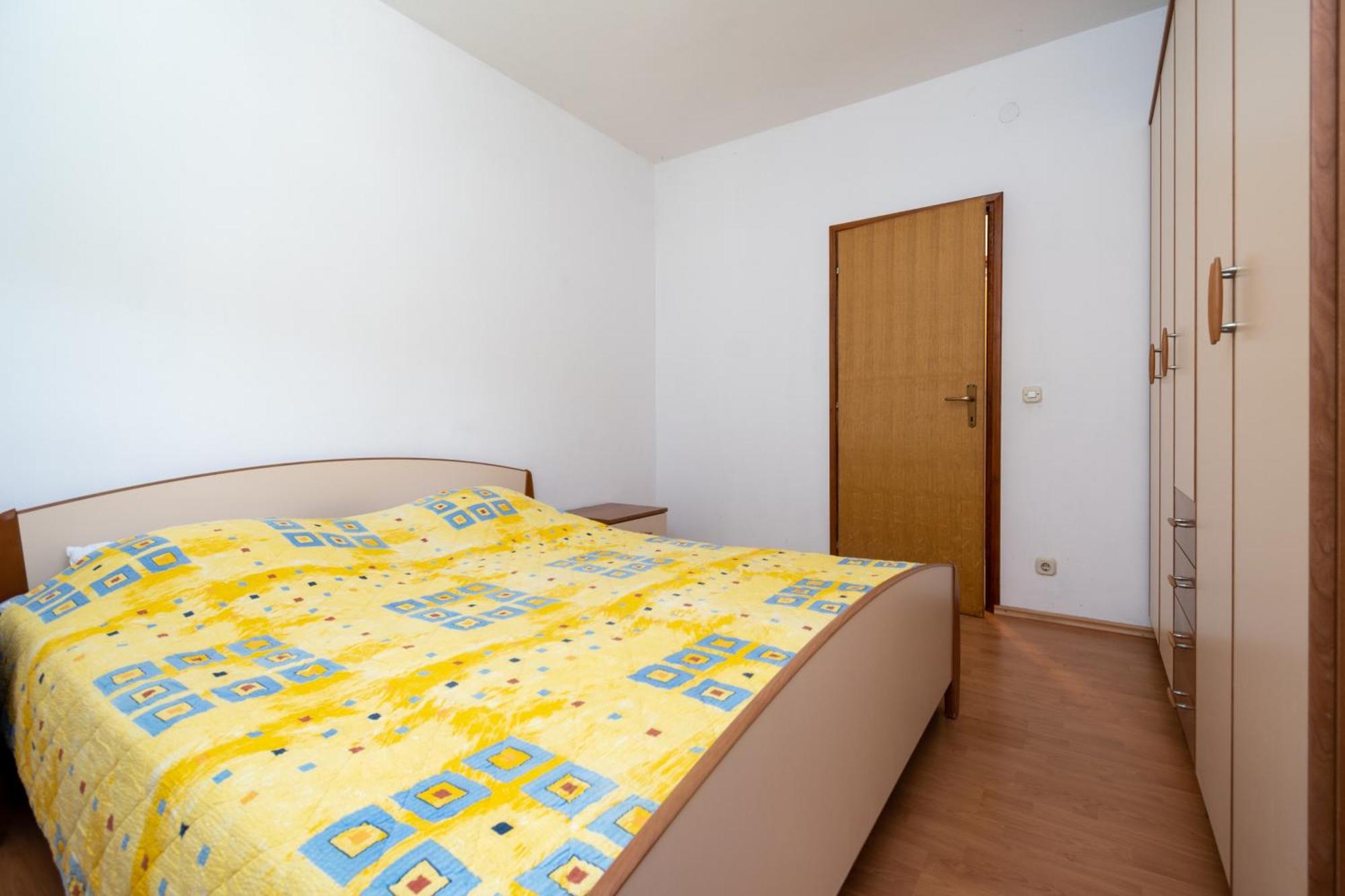 Apartments By The Sea Zaglav, Dugi Otok - 17788 Sali Room photo